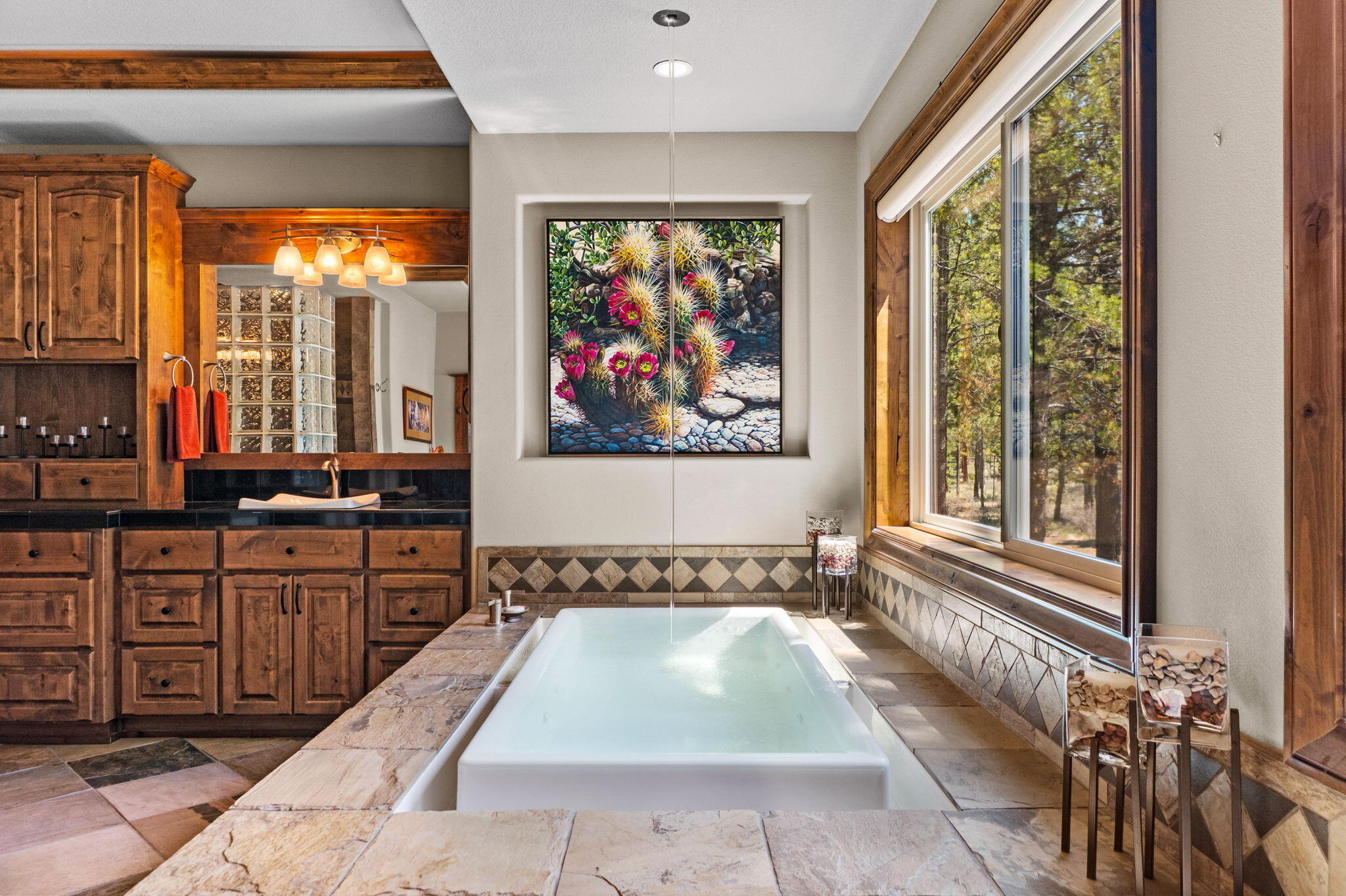 Pinewood Country Est - Residential