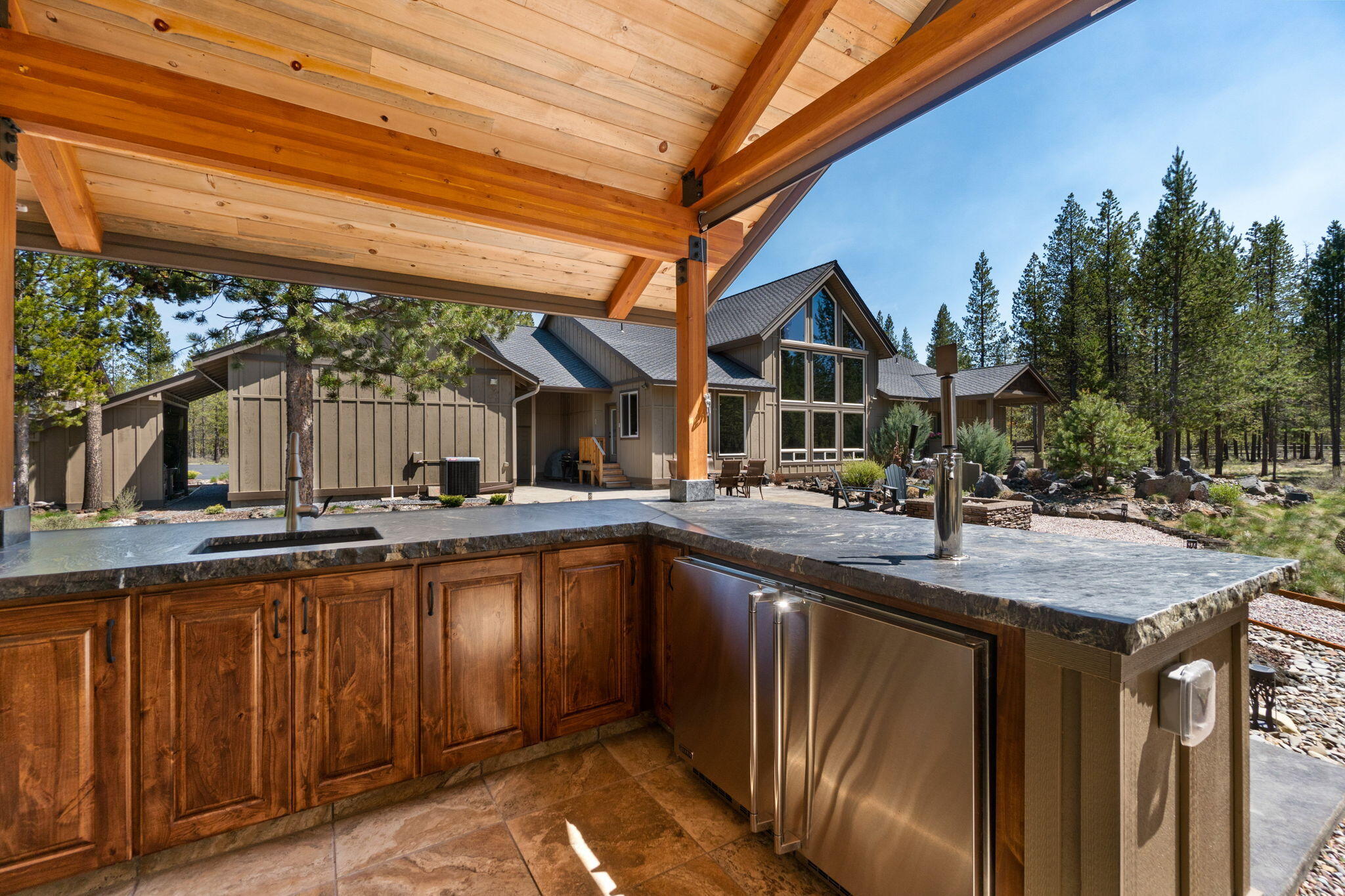 Pinewood Country Est - Residential