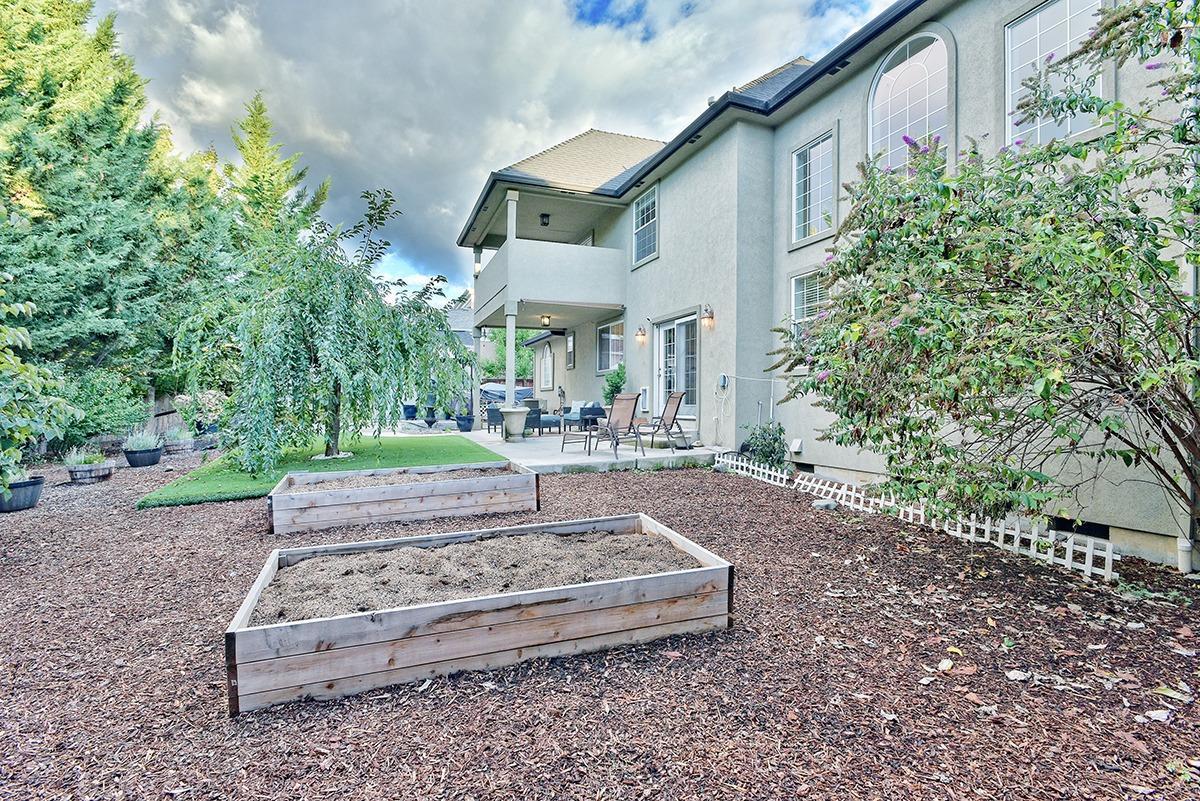 Crystal Heights Phase III - Residential