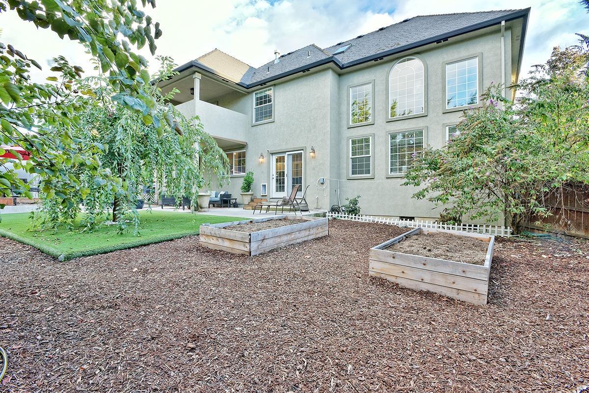 Crystal Heights Phase III - Residential