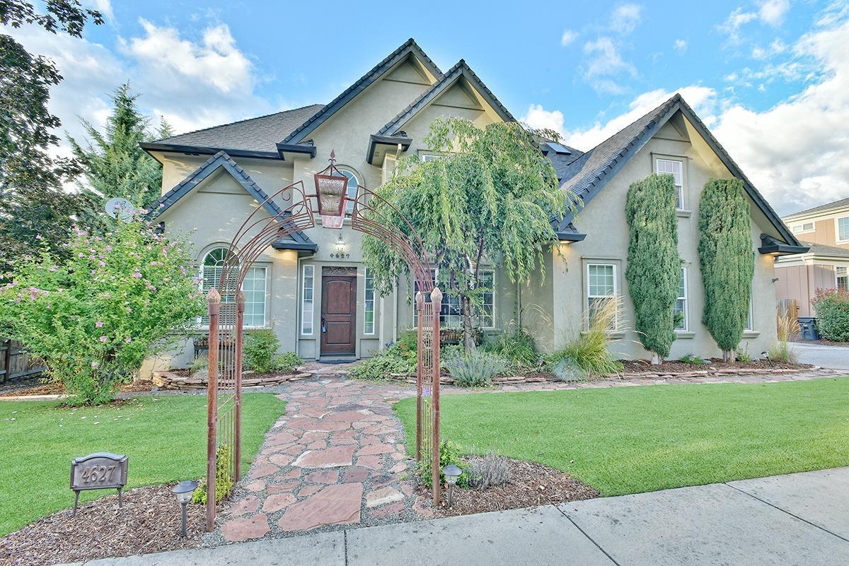 Crystal Heights Phase III - Residential