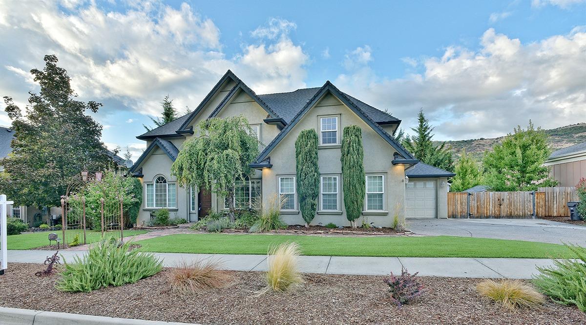 Crystal Heights Phase III - Residential