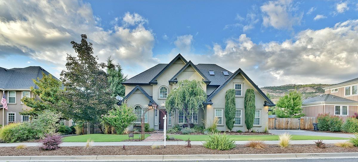 Crystal Heights Phase III - Residential