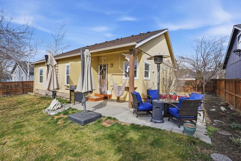 Tiny photo for 20648 Beaumont Drive, Bend, OR 97701 (MLS # 220217021)