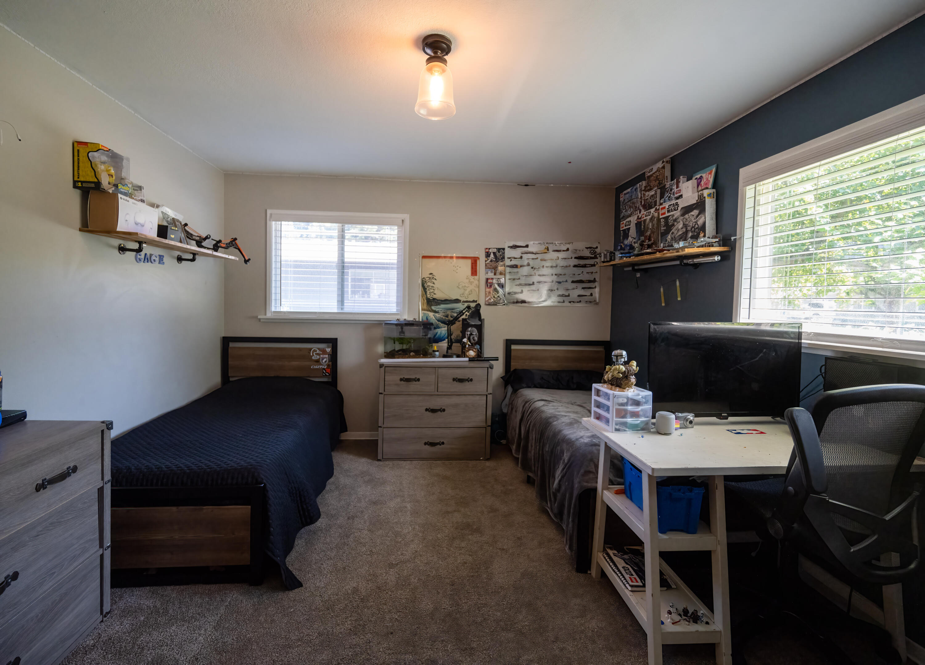 Summers Lane Homes - Residential