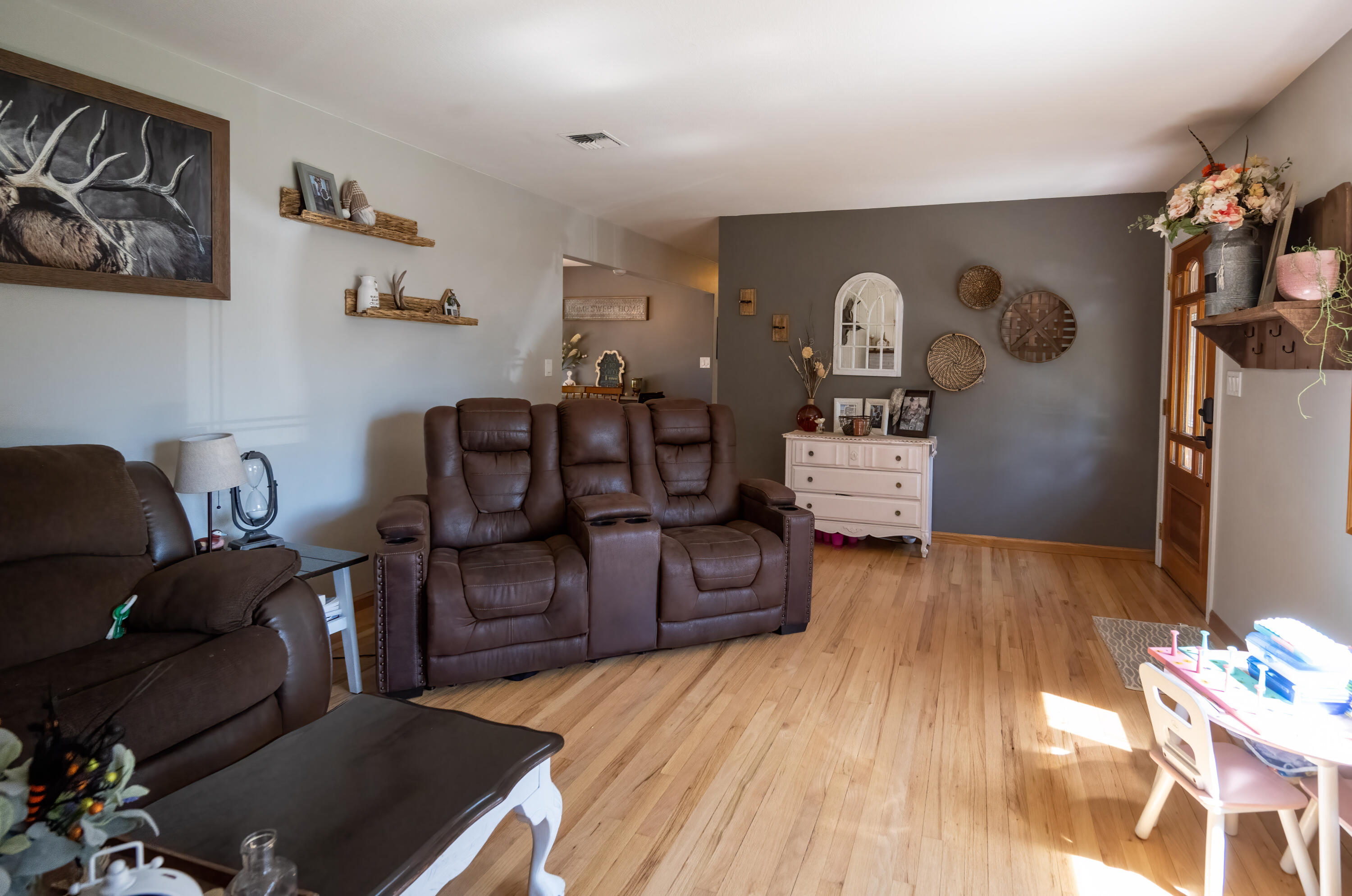 Summers Lane Homes - Residential