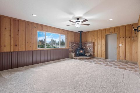 Tiny photo for 62118 Cody Jr Road, Bend, OR 97701 (MLS # 220211949)