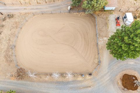 Tiny photo for 62118 Cody Jr Road, Bend, OR 97701 (MLS # 220211949)