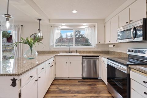 Tiny photo for 62118 Cody Jr Road, Bend, OR 97701 (MLS # 220211949)