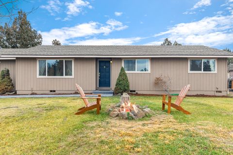 Tiny photo for 62118 Cody Jr Road, Bend, OR 97701 (MLS # 220211949)
