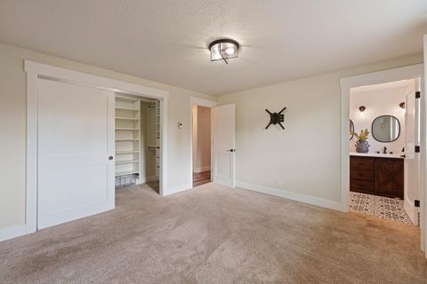 Tiny photo for 62118 Cody Jr Road, Bend, OR 97701 (MLS # 220211949)