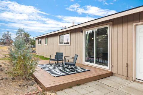 Tiny photo for 62118 Cody Jr Road, Bend, OR 97701 (MLS # 220211949)