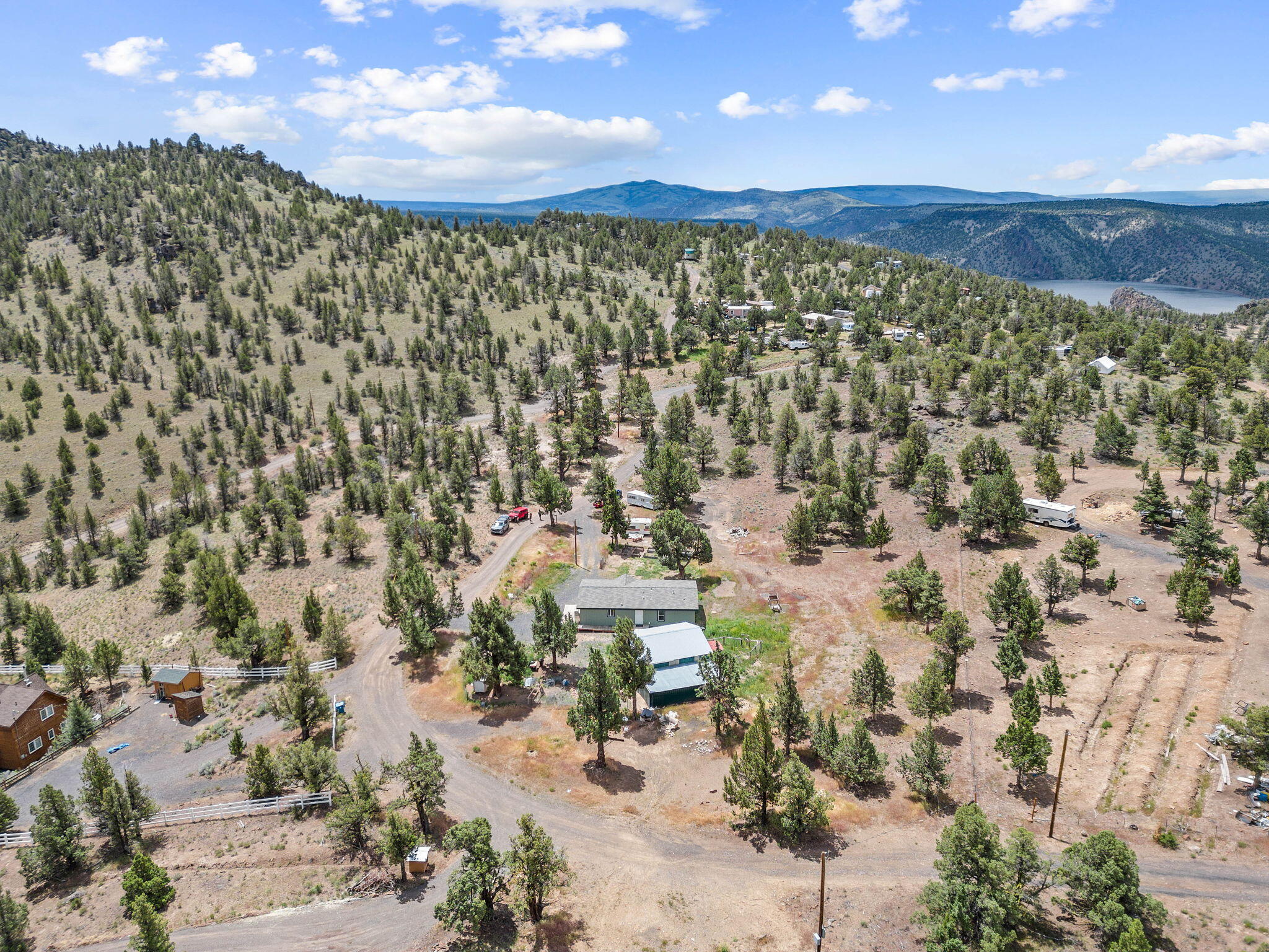 Juniper Hills - Residential