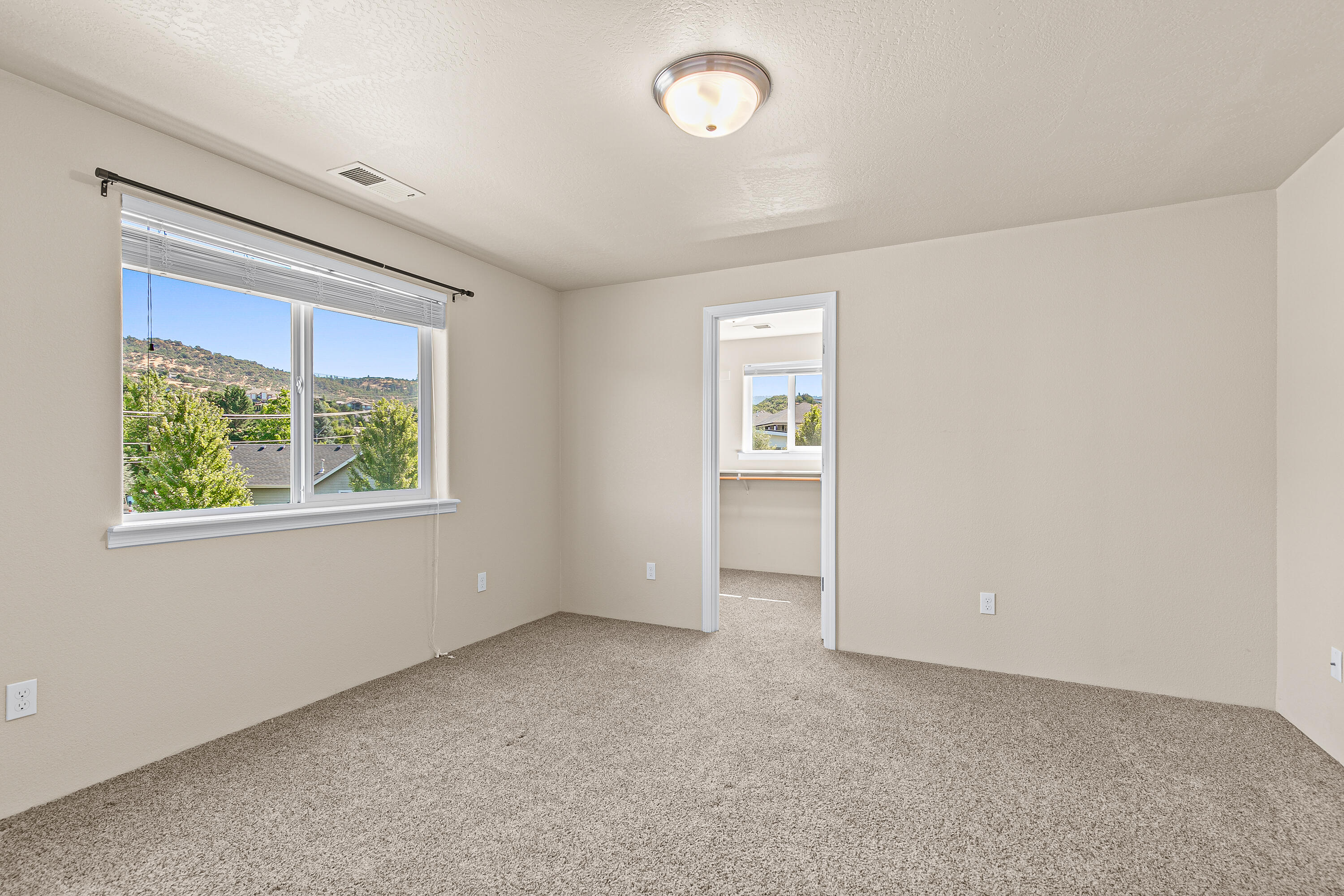 Heights At Hillcrest Phase 1, The - Residential