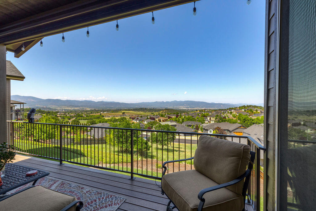 Innsbruck Ridge At Vista Pointe Phase 1 And 2 - Residential