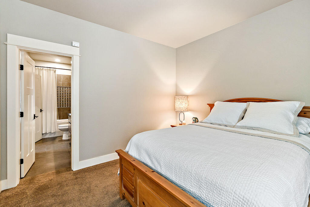 Innsbruck Ridge At Vista Pointe Phase 1 And 2 - Residential