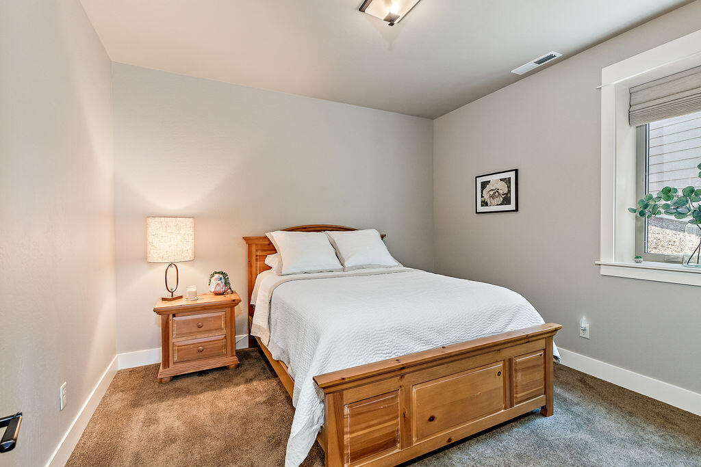 Innsbruck Ridge At Vista Pointe Phase 1 And 2 - Residential