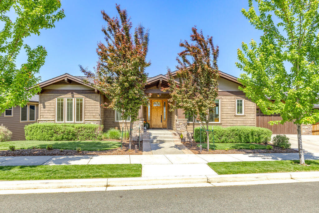 Innsbruck Ridge At Vista Pointe Phase 1 And 2 - Residential