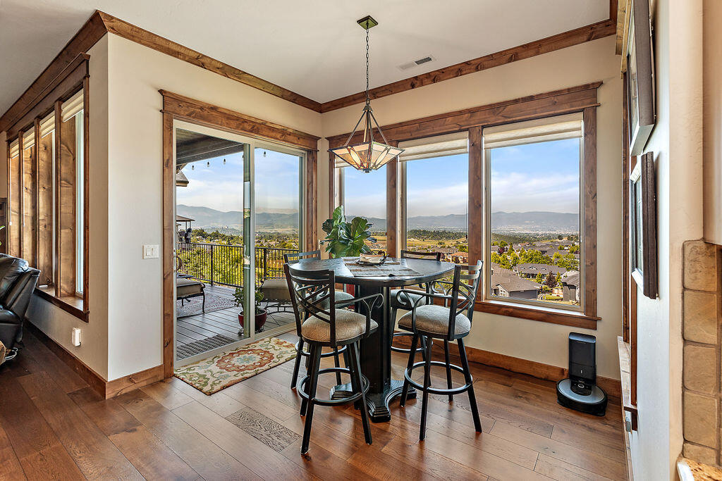 Innsbruck Ridge At Vista Pointe Phase 1 And 2 - Residential