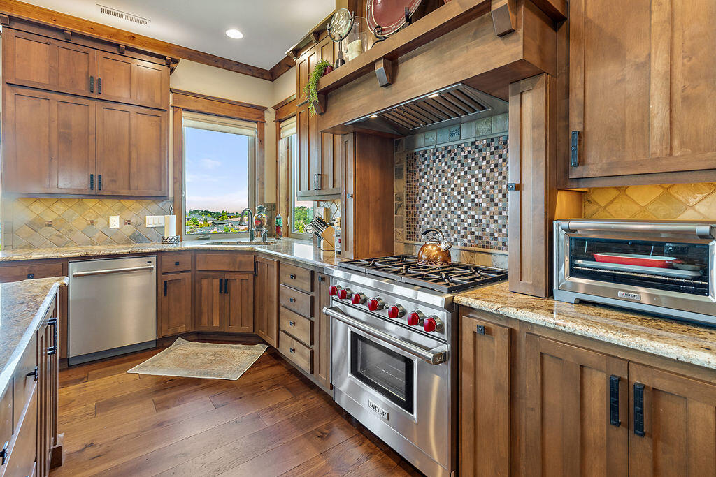 Innsbruck Ridge At Vista Pointe Phase 1 And 2 - Residential