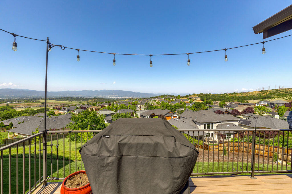 Innsbruck Ridge At Vista Pointe Phase 1 And 2 - Residential