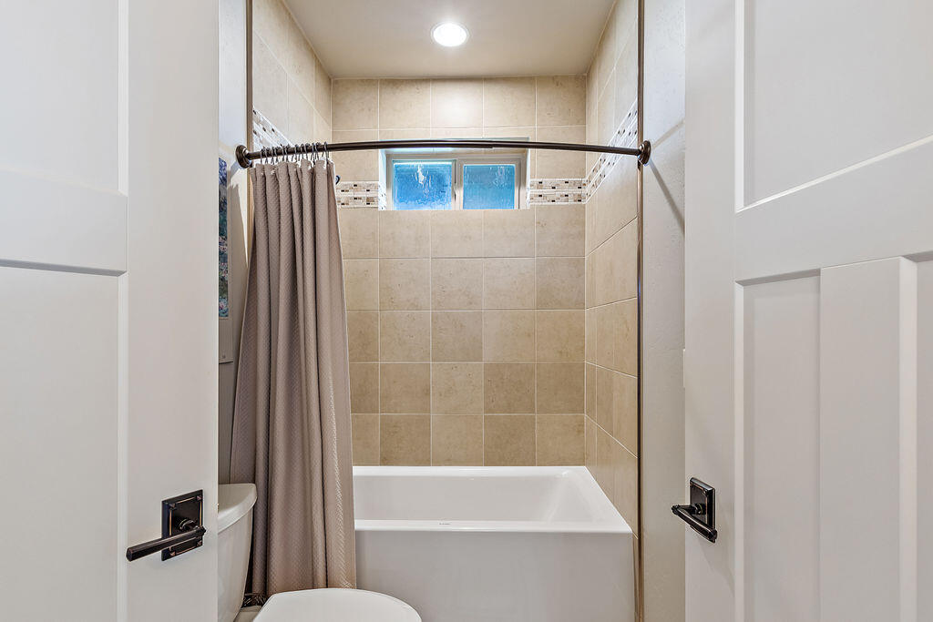 Innsbruck Ridge At Vista Pointe Phase 1 And 2 - Residential