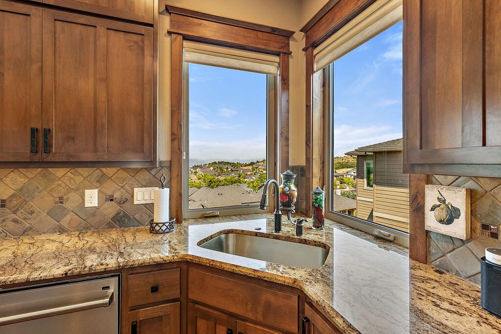 Innsbruck Ridge At Vista Pointe Phase 1 And 2 - Residential