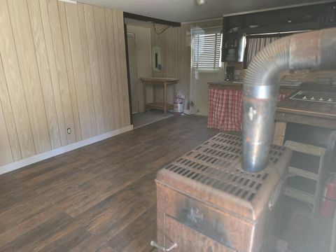 Tiny photo for 52225 Lechner Lane, La Pine, OR 97739 (MLS # 220204377)