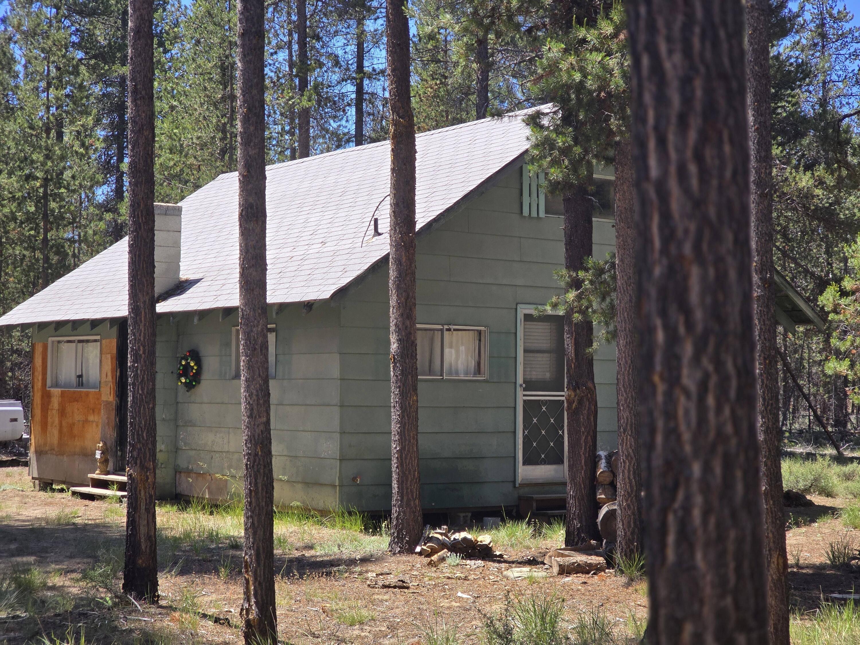 52225 Lechner Lane