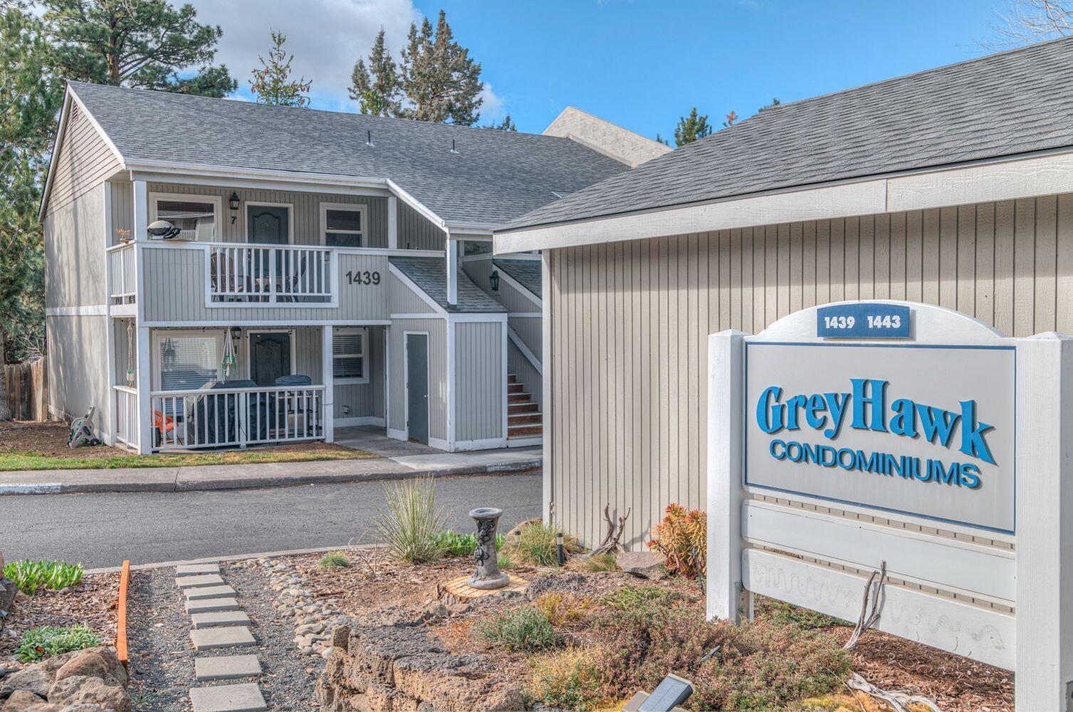 1439 NW Juniper Street 1