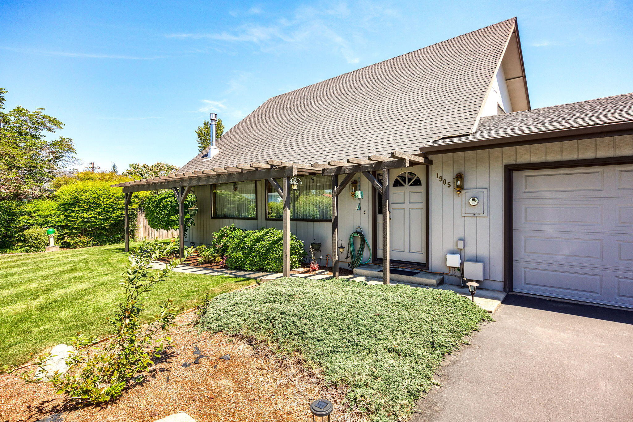 1905 Colorado Lane