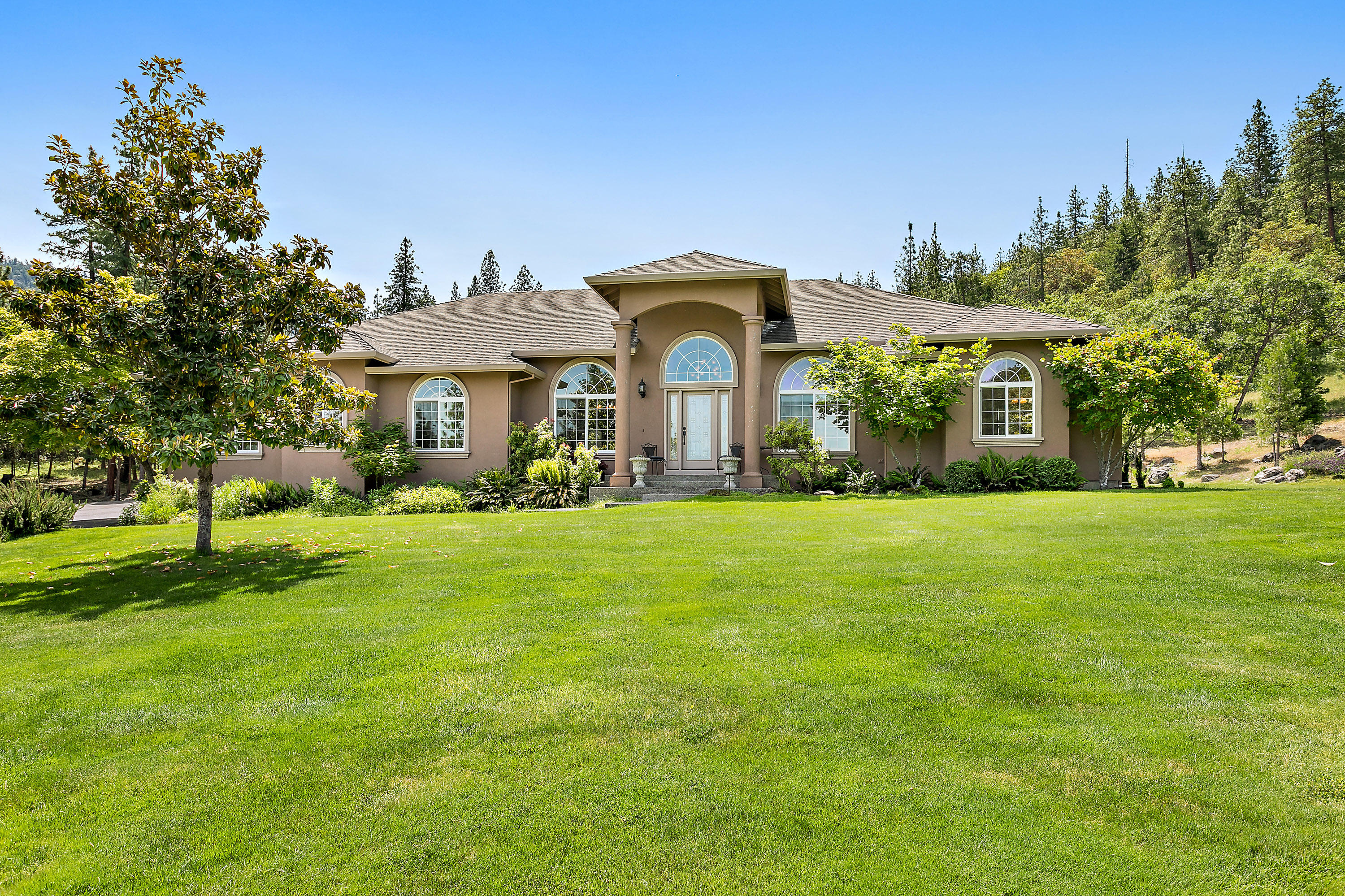 Roxy Ann Heights Subdivision - Residential