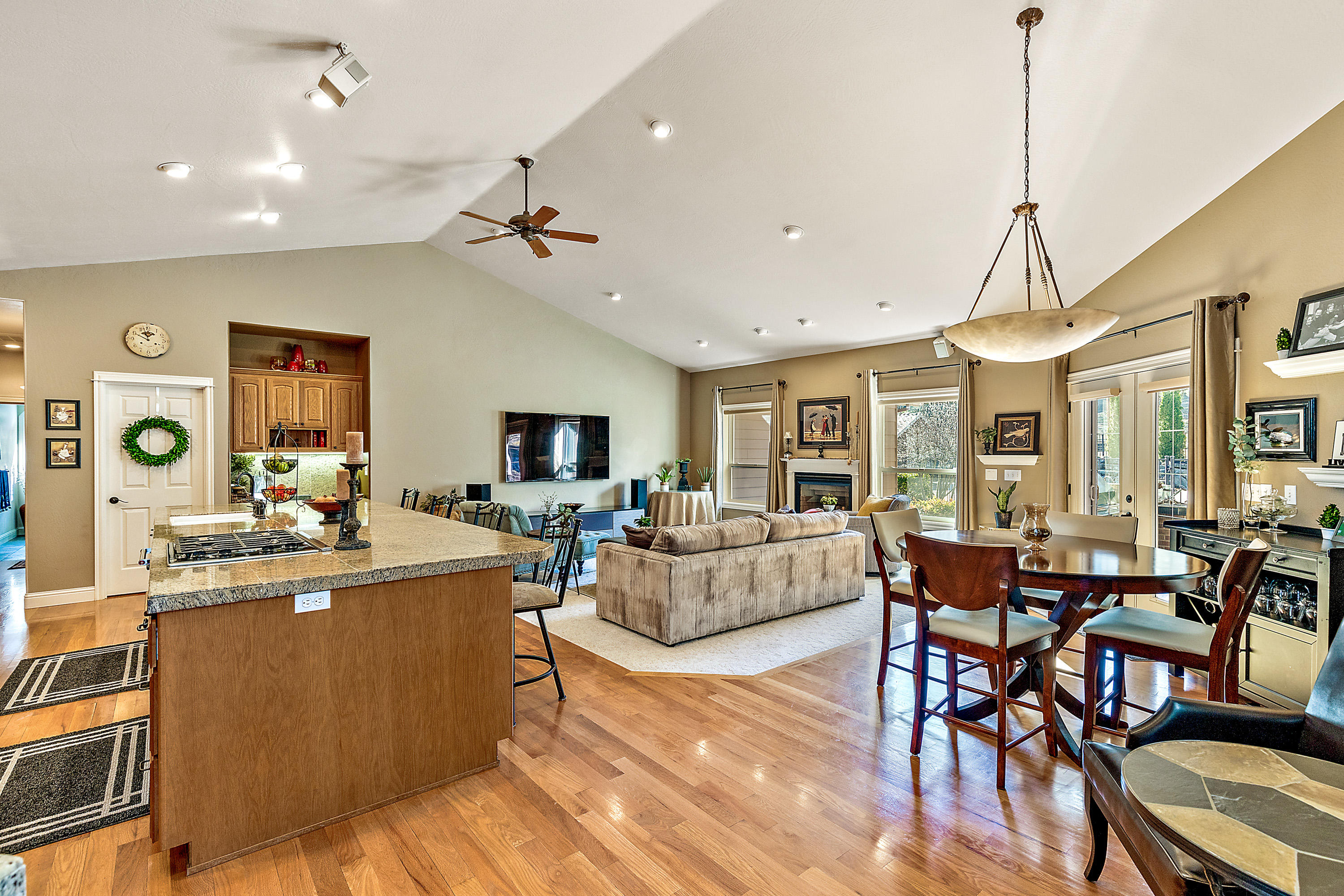 Roxy Ann Heights Subdivision - Residential