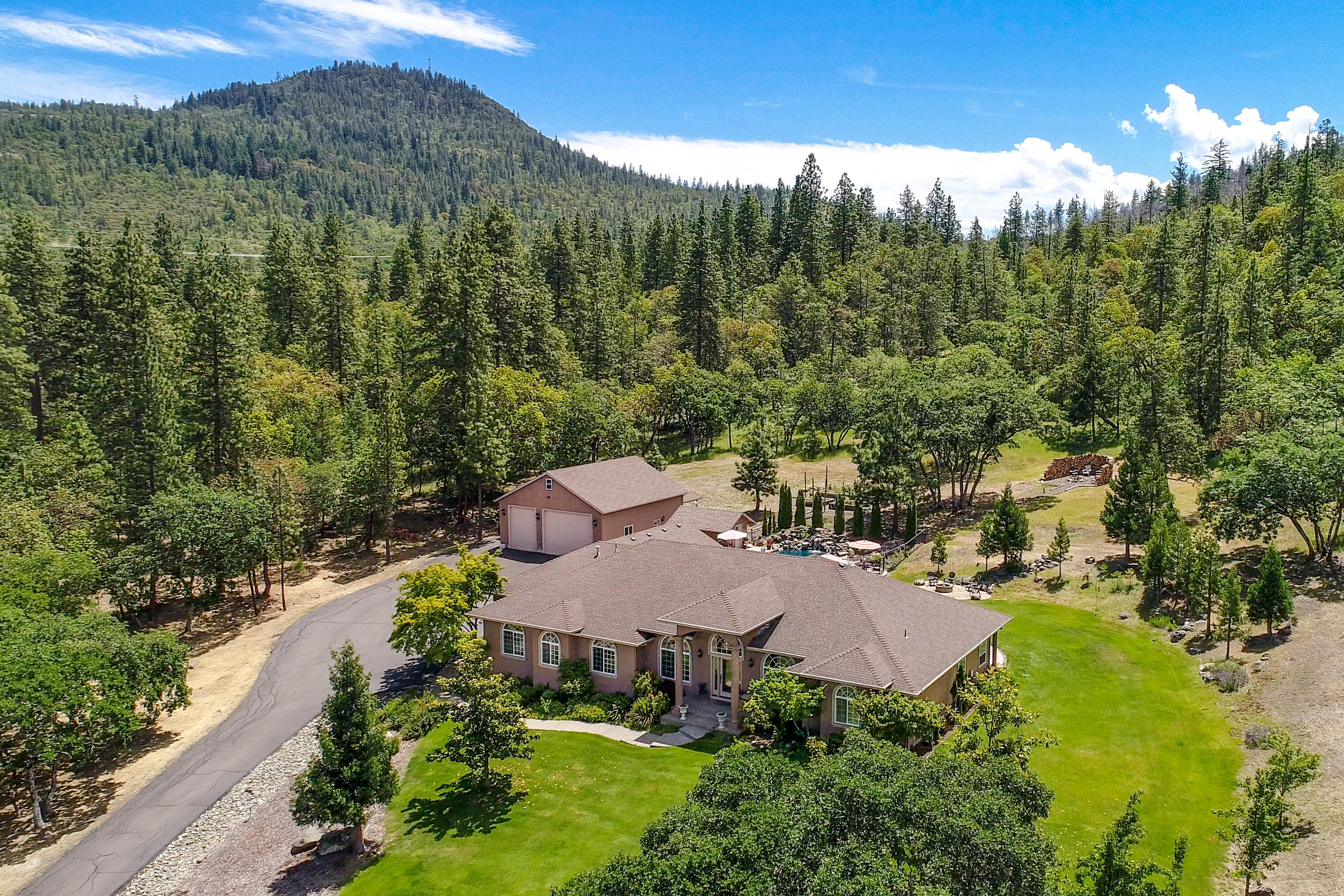 Roxy Ann Heights Subdivision - Residential