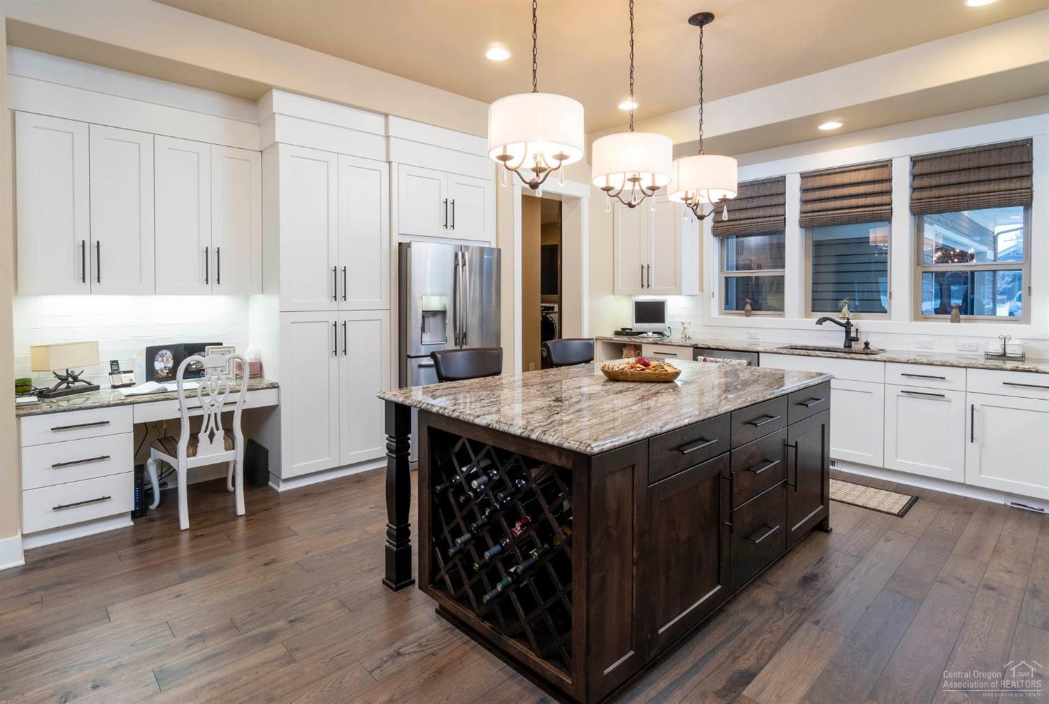 Broken Top - Residential