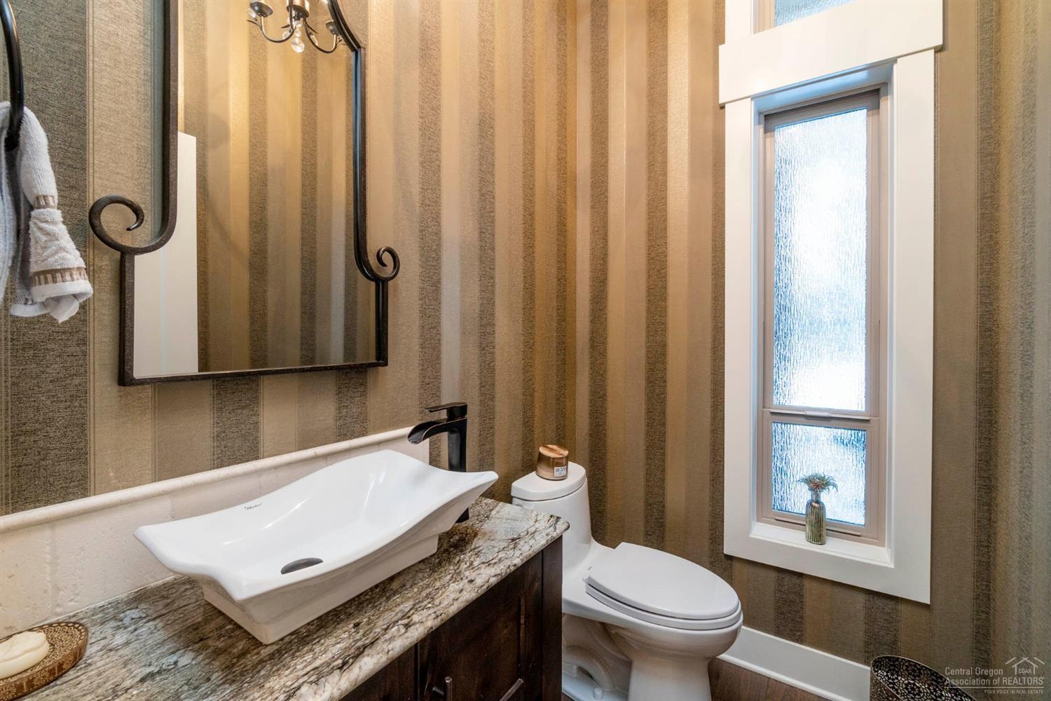 Broken Top - Residential