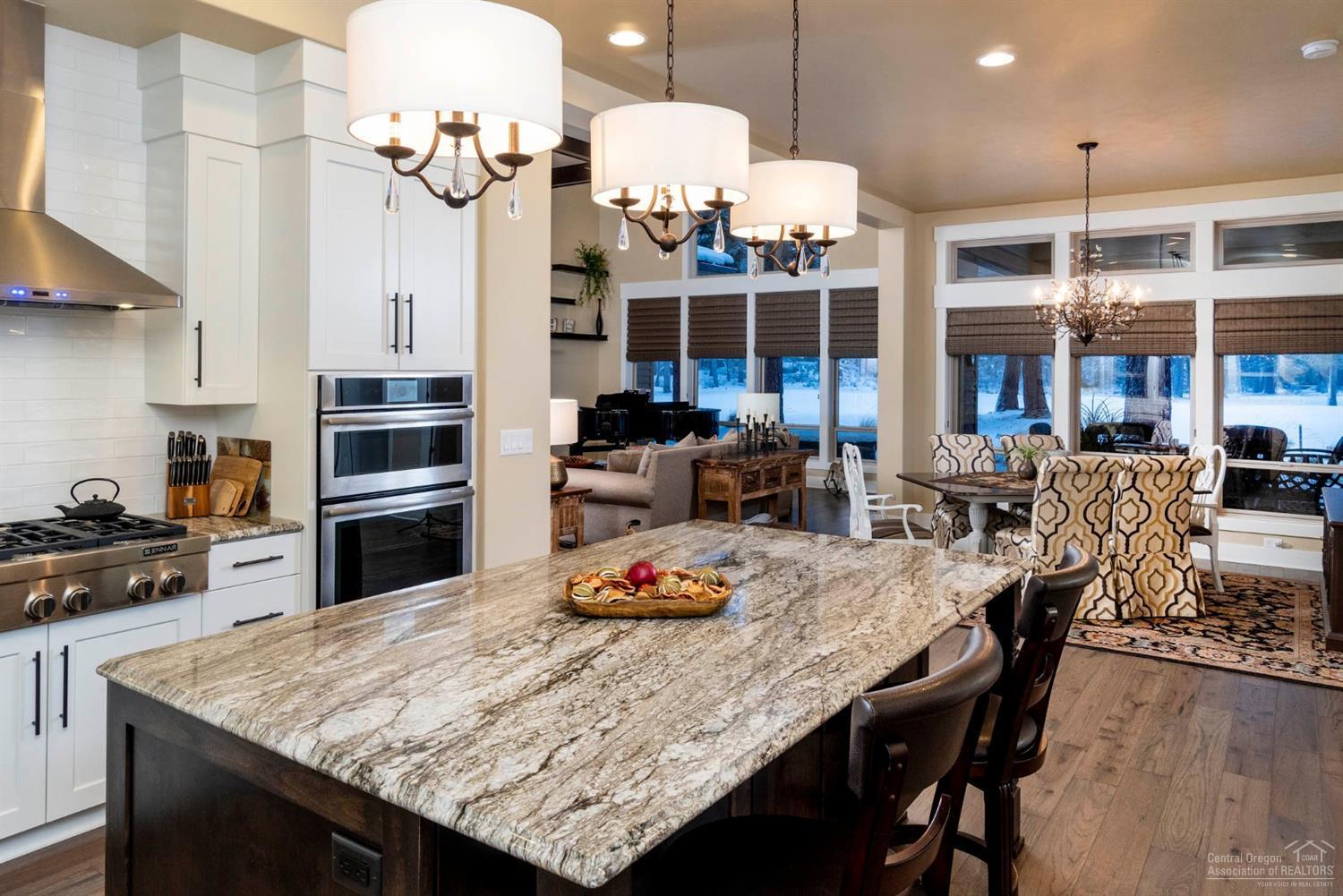 Broken Top - Residential