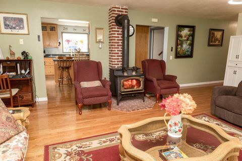 Tiny photo for 27277 Lower Smith River Road, Reedsport, OR 97467 (MLS # 220211864)