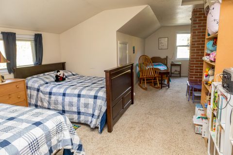 Tiny photo for 27277 Lower Smith River Road, Reedsport, OR 97467 (MLS # 220211864)