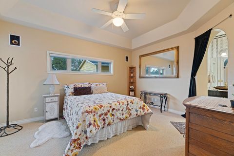 Tiny photo for 3503 Alderwood Drive, Medford, OR 97504 (MLS # 220215550)