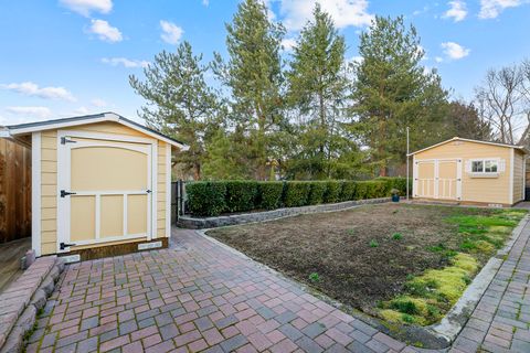 Tiny photo for 3503 Alderwood Drive, Medford, OR 97504 (MLS # 220215550)