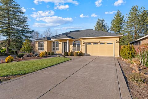 Tiny photo for 3503 Alderwood Drive, Medford, OR 97504 (MLS # 220215550)