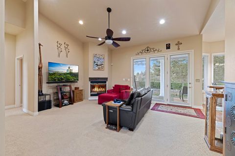 Tiny photo for 3503 Alderwood Drive, Medford, OR 97504 (MLS # 220215550)