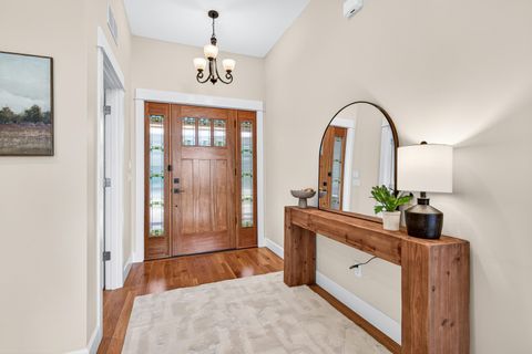 Tiny photo for 417 Tucker Street, Ashland, OR 97520 (MLS # 220220180)