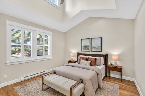 Tiny photo for 417 Tucker Street, Ashland, OR 97520 (MLS # 220220180)