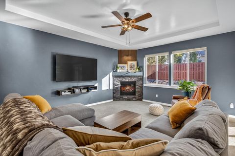 Tiny photo for 972 NE Steins Pillar Drive, Prineville, OR 97754 (MLS # 220210887)