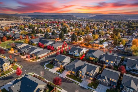 Tiny photo for 972 NE Steins Pillar Drive, Prineville, OR 97754 (MLS # 220210887)