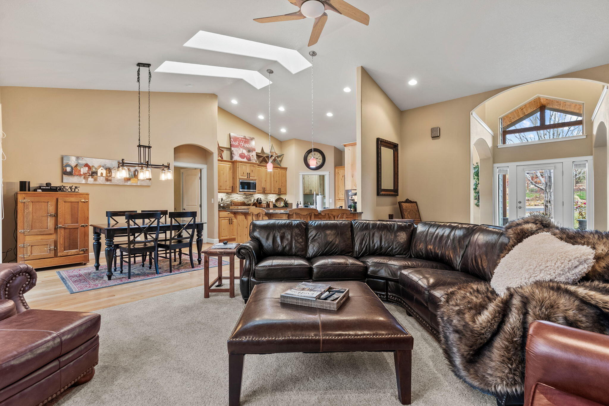 Majestic Ridge - Residential