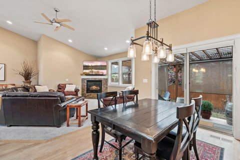 Tiny photo for 2449 SW 43rd Street, Redmond, OR 97756 (MLS # 220212209)