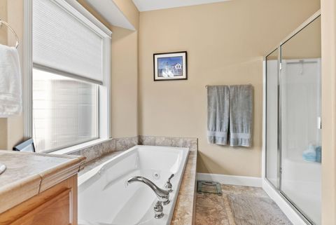 Tiny photo for 2449 SW 43rd Street, Redmond, OR 97756 (MLS # 220212209)